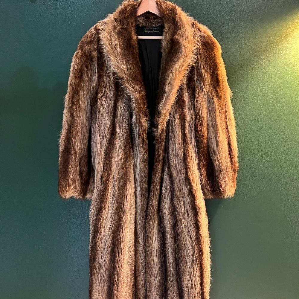 VINTAGE RACCOON FUR COAT